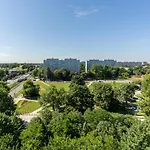 Stylish Near Wroclavia For 4 Guests By Renters Apartment