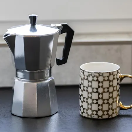 Stylish Near Wroclavia For 4 Guests By Renters شقة فروتسواف