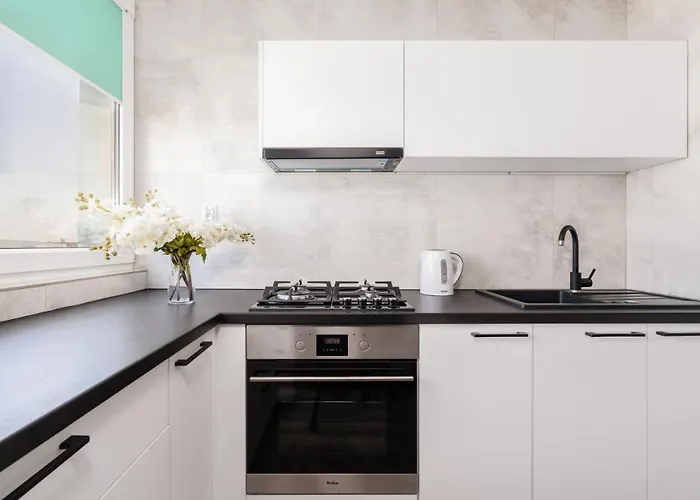 Stylish Near Wroclavia For 4 Guests By Renters Apartament Wrocław