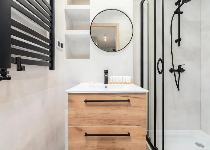 Apartament Stylish Near Wroclavia For 4 Guests By Renters Wrocław